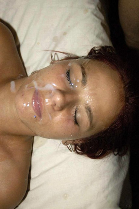 Innocent Massage Turns Into Hardcore Lesbian Threeway
