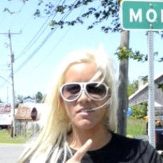 Banging Family - Busty Blonde Milf Banged by Young Stepmom