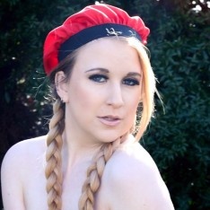 Cosplay Anna Darling